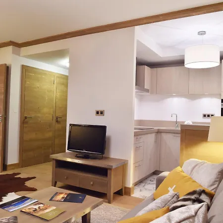 Apartment Raffine Aux Pieds Des Pistes Avec Parking Et Acces Fitness - Fr-1-562-52 *
