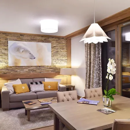 Apartment Raffine Aux Pieds Des Pistes Avec Parking Et Acces Fitness - Fr-1-562-52 *