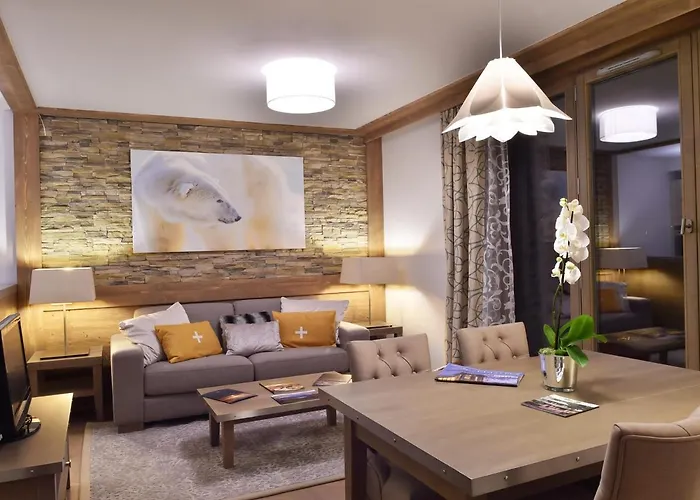 Avec Parking Et Animaux Admis, Proche Pistes - Fr-1-562-52 Daire *