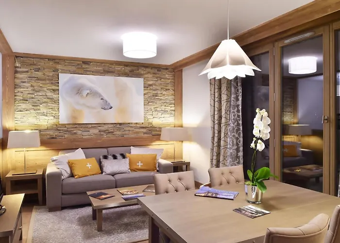 Appartement Avec Parking Et Animaux Admis, Proche Pistes - Fr-1-562-52 *